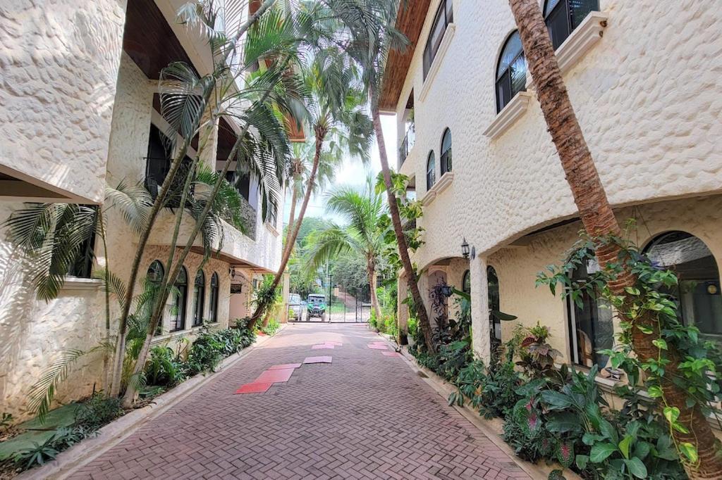 La Buena Vida Condo Tamarindo Bagian luar foto